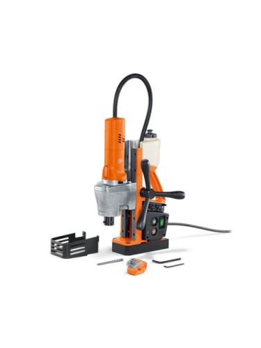 Magnetické vrtání kovu