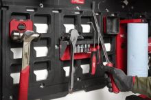 MILWAUKEE 4932493378 magnetická polička PACKOUT (1)