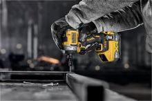 DEWALT DCF860N 18V AKU rázový utahovák 1/4 bez aku a nabíječky v kartonu (10)