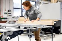FESTOOL Posuvný stůl ST 840 TKS 80 (2)
