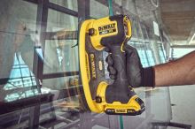 DEWALT DCE590NT GRABO aku přísavka bez aku a nabíječky v kartonu (11)