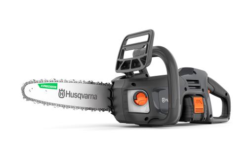 Aku pila Husqvarna Aspire™ C15X-P4A s akumulátorem a nabíječkou