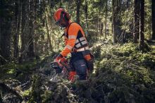 HUSQVARNA Kalhoty Technical Robust s protipořezovou ochranou M 50/52 (3)