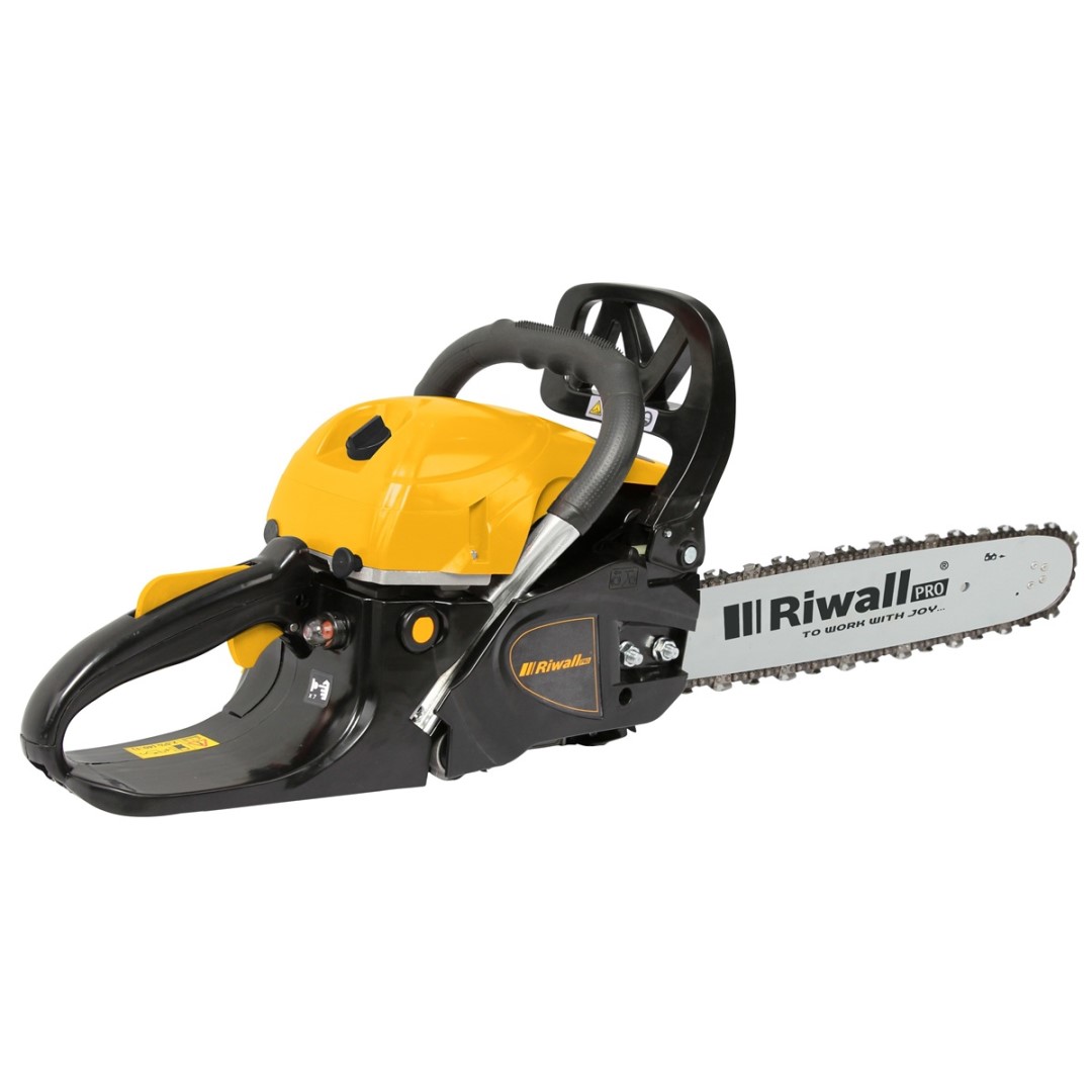 Riwall PRO RPCS 5550 řetězová pila s benzínovým motorem 55 ccm