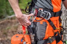 HUSQVARNA T525 benzinová jednoruční vyvětvovací pila (2)
