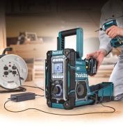 MAKITA MAKITA DMR301 Aku rádio s nabíječkou, DAB, Bluetooth (2)