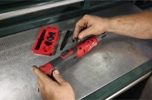 MILWAUKEE M12FIR38G2-0 aku ráčna 3/8" druhá generace ZDARMA SADA REDUKCÍ NA 3/8 (6)