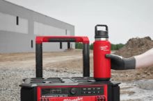 MILWAUKEE 4932493467 Láhev PACKOUT 1065 ml červená (2)