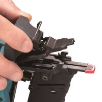 MAKITA Aku hřebíkovačka Li-ion LXT 18V, bez aku   Z (3)