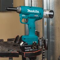 MAKITA Aku nýtovačka Li-ion LXT 18V, bez aku    Z (3)